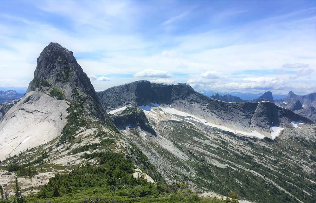 Alpine peaks and granite ridges in the Guanaco Peak area